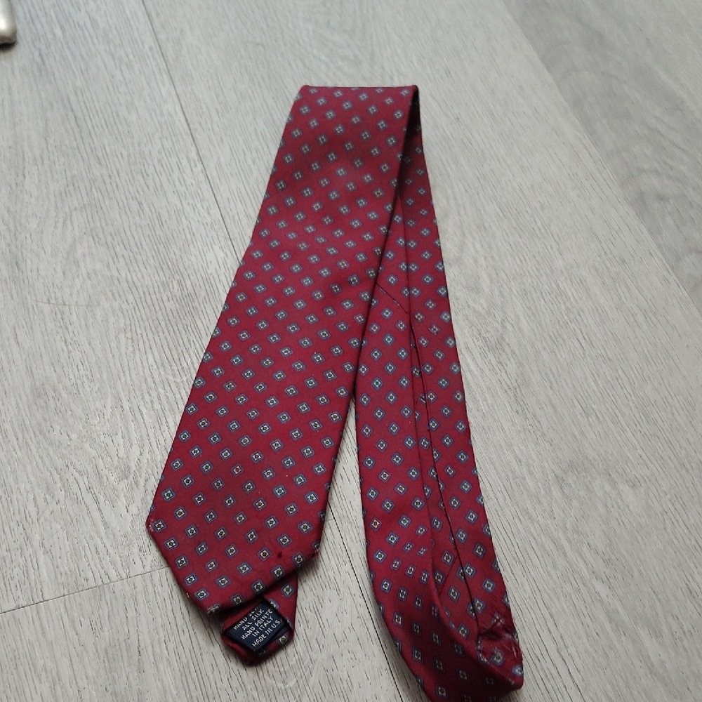 Jos. A. Bank Mens Burgundy Silk Geometric Medallion Tie Hand Printed Italy USA
